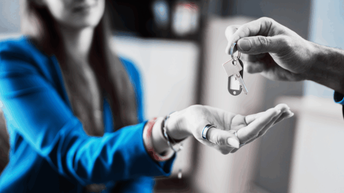 Schlüsselübergabe (über AndreyPopov)