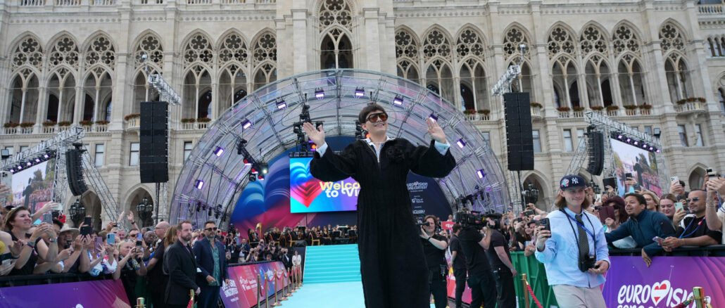 ESC 2026 offiziell eröffnet: Alle Acts auf dem Turquoise Carpet in Wien