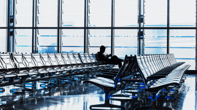 Annullierter Flug: Airlines schicken Kunden zum Vermittler, ZEV schreitet ein