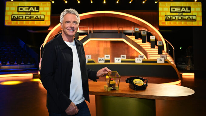 Bis zu 100.000 Euro gewinnen: „Deal or No Deal” feiert 2027 Comeback bei SAT.1